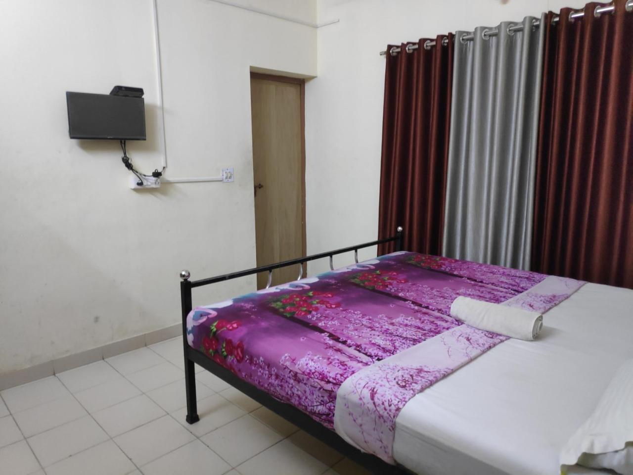 Hotel Silver Space Ernakulam Exterior photo