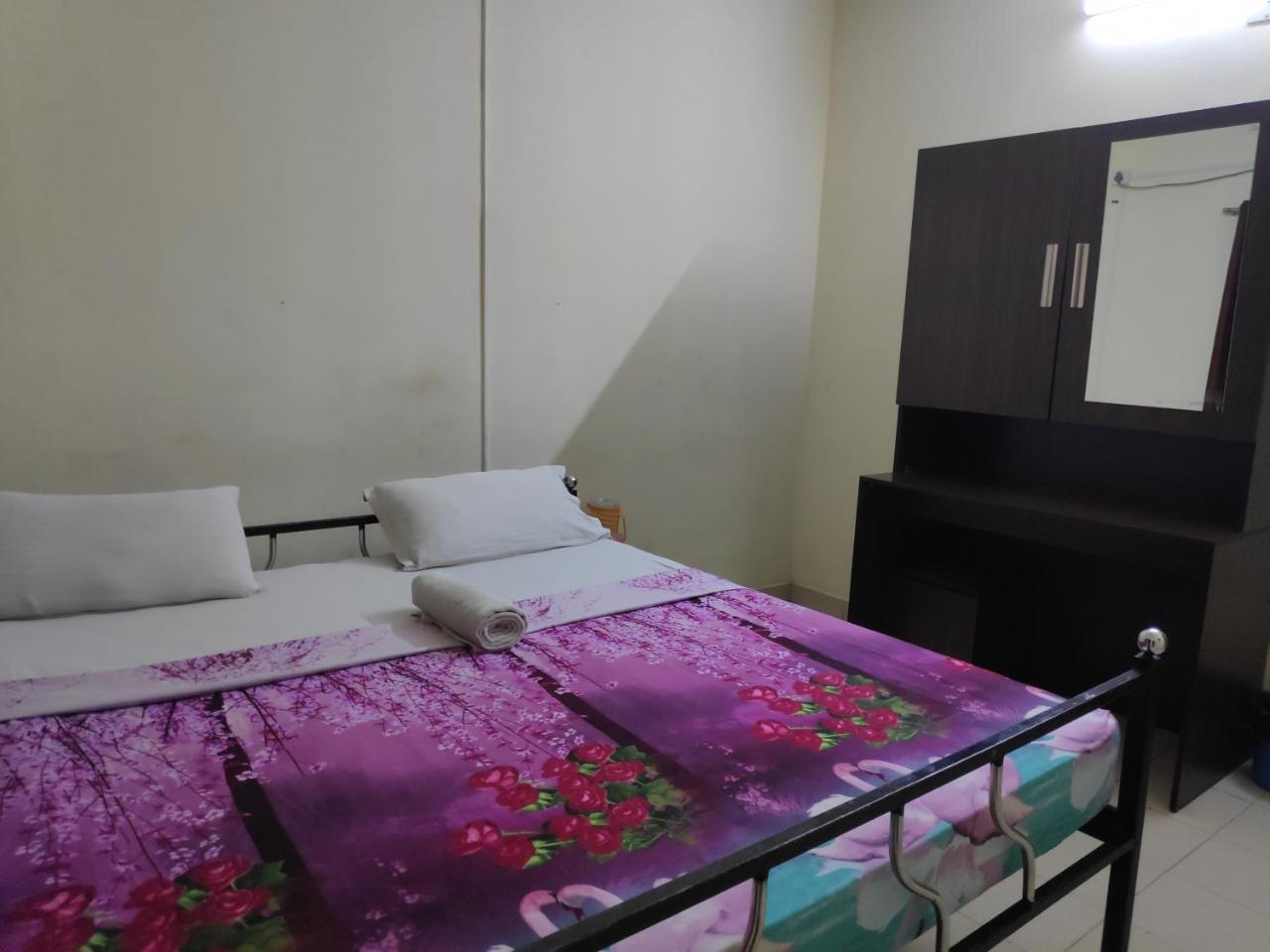 Hotel Silver Space Ernakulam Exterior photo